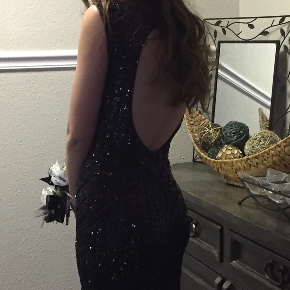 Black sequined formal - Picture 1 of 2